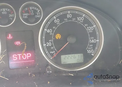 2002 Volkswagen Passat Glx z USA, uszkodzony, nr VIN WVWRH63B02P122142